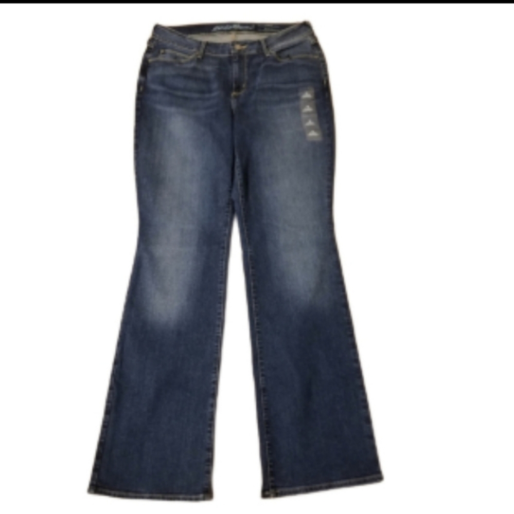Eddie Bauer Slightly Curvy Boot Cut Jean Size 6